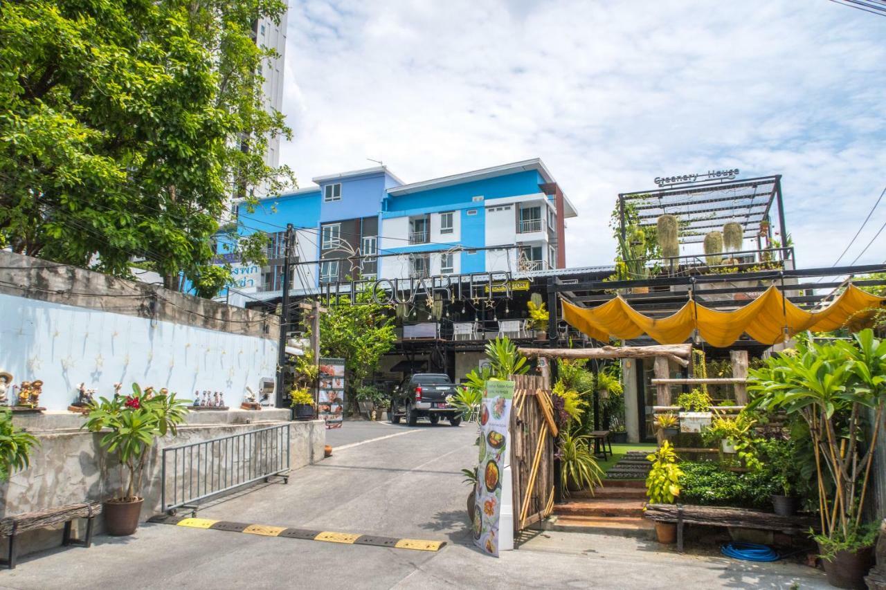 The Quarter Wutthakat Lejlighed Bangkok Eksteriør billede